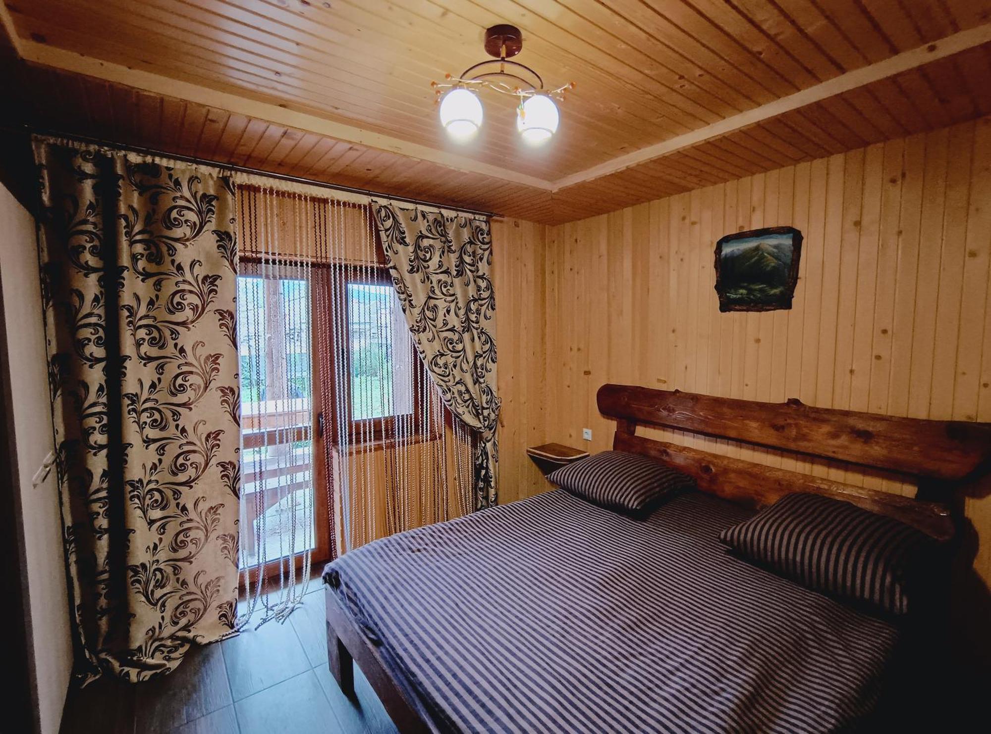 Villa Zgarda1 Mykulychyn